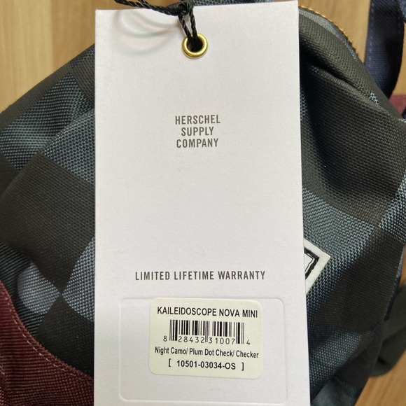 Herschel Nova Kaleidoscope Mini Backpack. Color: Night Camo/Plum Dot. - Picture 3 of 4